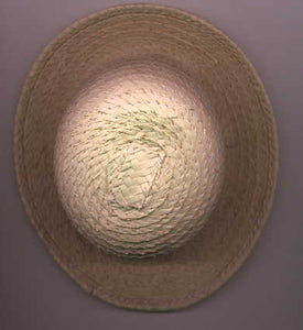 Doll Hats, Straw Brimmed   /  "Sombrero Para la Muñeca"
